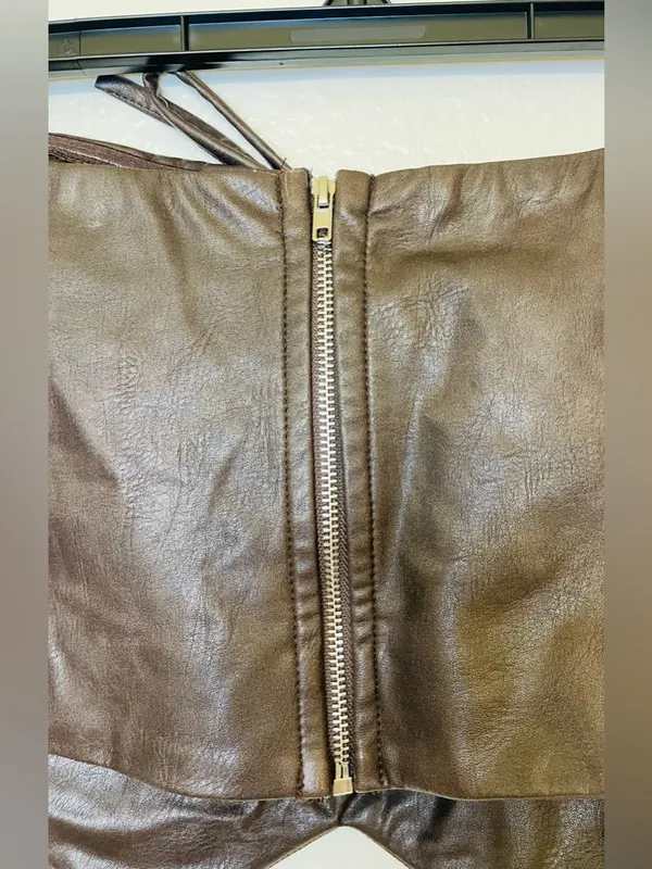TIC TOC From Los Angeles Brown Faux Leather Tube Bow‎ Details Top Size L - Image 5
