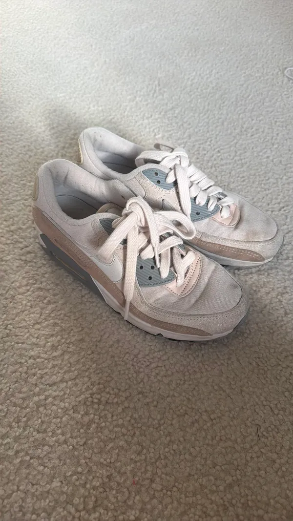 Nike Air Max 90s - Image 6