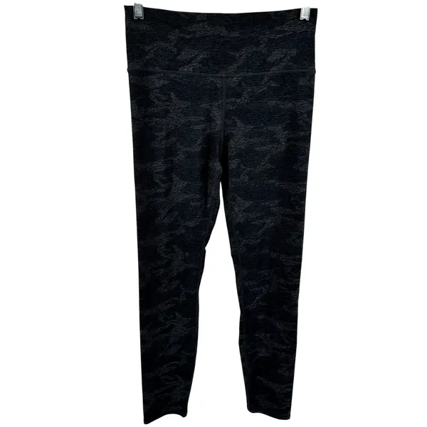 Vuori Clean Elevation Leggings Ultra High Waist 7/8 Ultra Sueded Camo Black M - Image 2