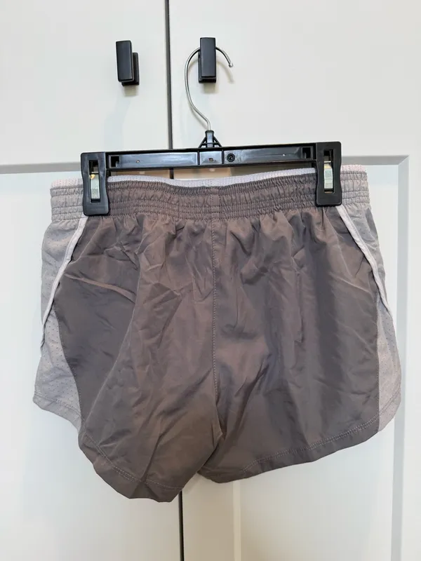 Nike Grey Two-Tone Running Shorts - Image 2