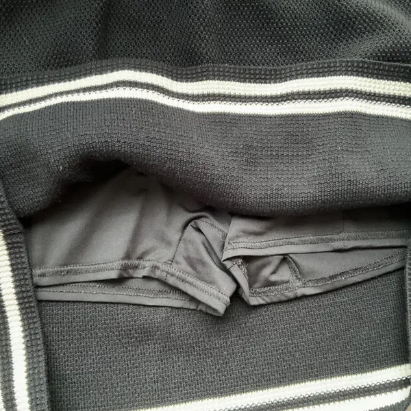 Alo Yoga Tennis Club Sweater Knit Skirt Black/Ivory S - Image 4
