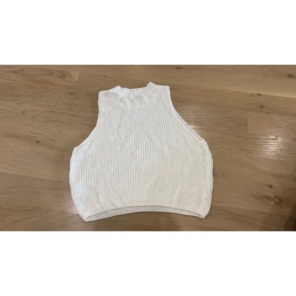 Reformation white ribbed knit sleeveless tank top size medium - Image 7