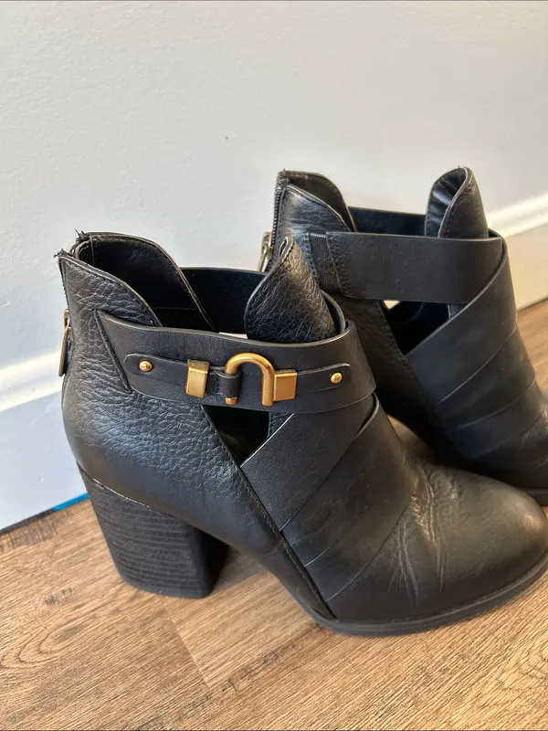 Isola |Black Leather Crisscross Ankle Booties with Gold Buckle sz 7M - Image 2