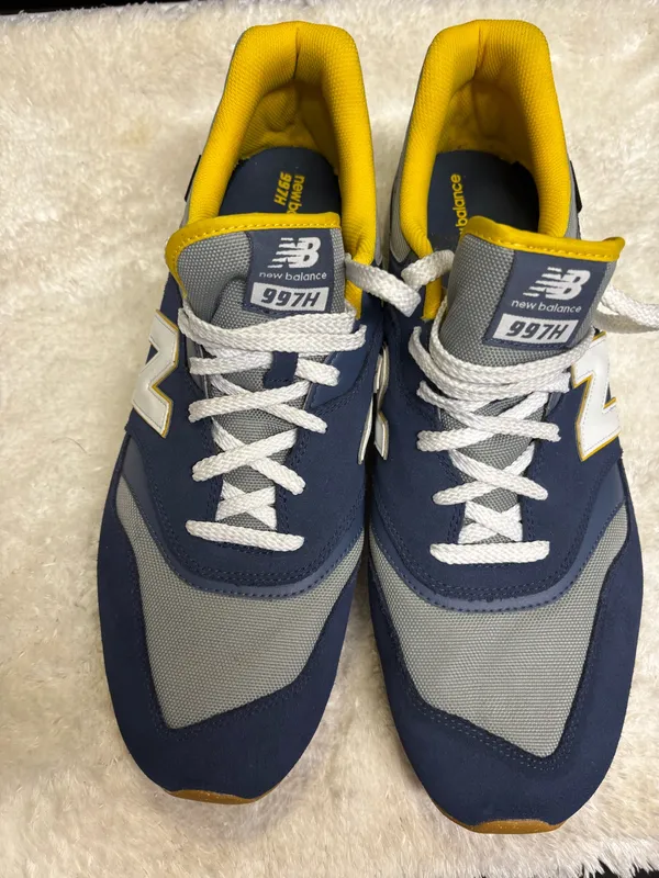 New Balance 997H Sneakers Sz. 18 - Image 2