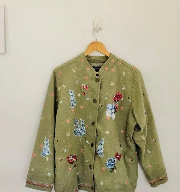 Denim & Co Vintage Floral Olive Jacket Button Up Flowers Butterflies Green Pockets - Image 2