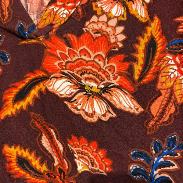 Old Navy Split Neck floral Poet Blouse red orange‎ size medium - Image 5