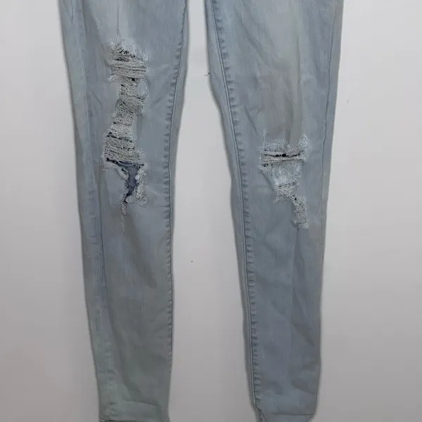 American Eagle Women Super Stretch Light Blue Denim Ripped Jegging jeans size 4‎ - Image 3