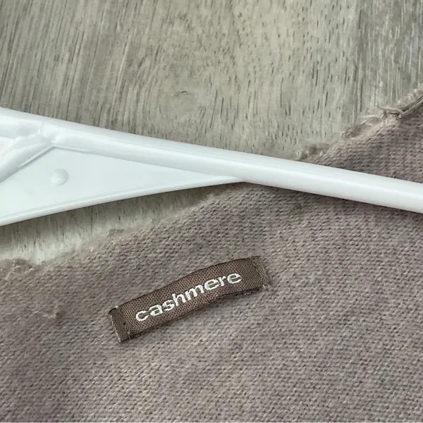 Minimalist Cashmere Cardigan crop button womens Beige (large) basic soft comfy Gray - Image 2