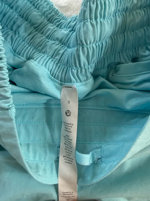 Lululemon Hotty Hot Low-Rise 4" Shorts - Image 3