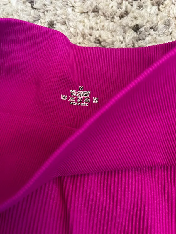 Amazon Pink Workout Set - Image 3