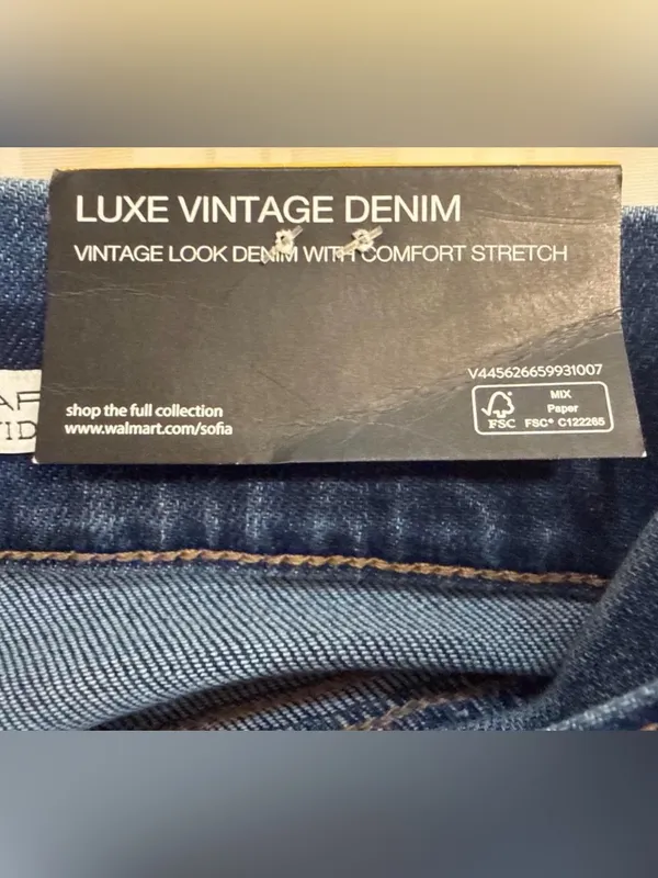 sofia by sofia vergara Dark Blue Wide Leg Cargo Jeans with Tie Belt - Image 4