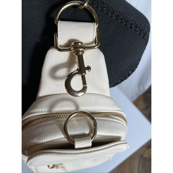 Universal Threads Crossbody Bag Womens Small Light Beige Zip Pockets Adjustable - Image 5