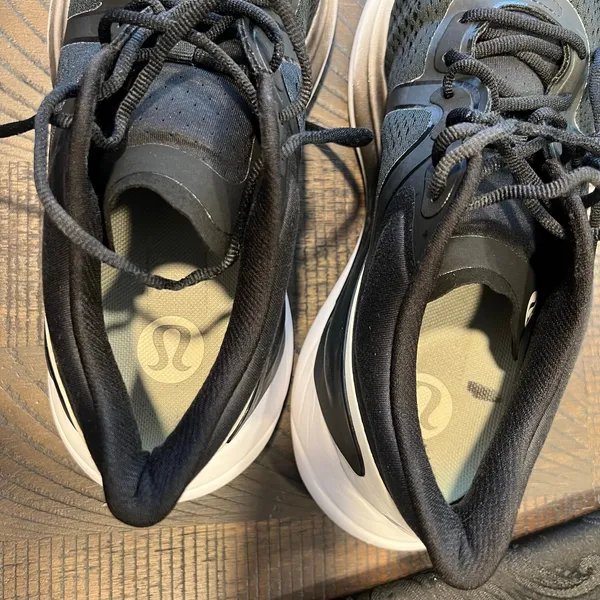 Lululemon Blissfeel Womens Running Shoe 8.5 women - Image 10