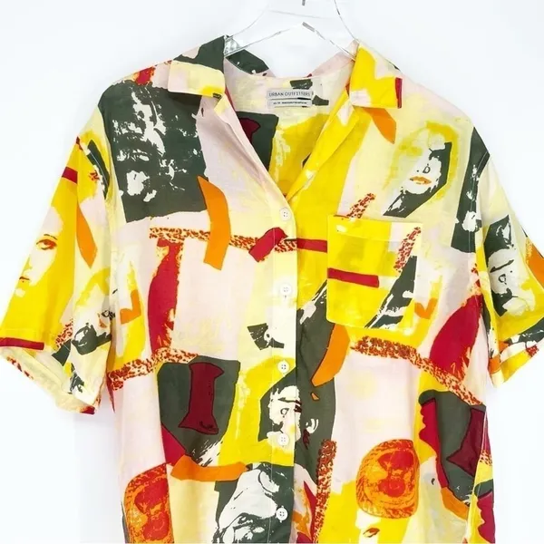 Urban Outfitters Printed Camp Button Down‎ Top Women's Size XS Retro Vacation - Image 4