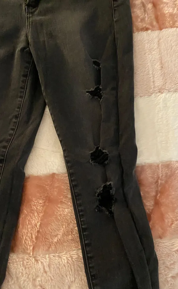 Abercrombie Jeans - Image 3