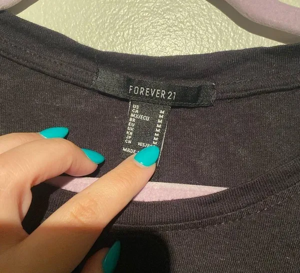 Forever 21 Black Crop Top - Image 3