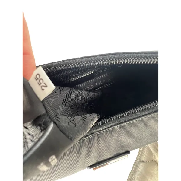 Prada Re-Edition 2000 Re-Nylon Mini‎ Shoulder Bag Black - Image 14