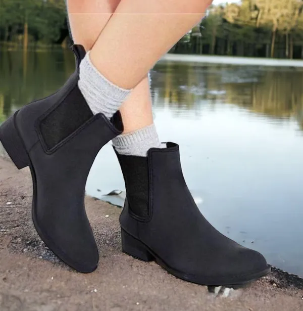 NIB Jeffrey Campbell Hydro Chelsea Platform Rain Boot - Image 3