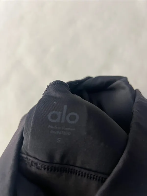ALO YOGA Black United Long Sports Bra Double V Neck Small - Image 5