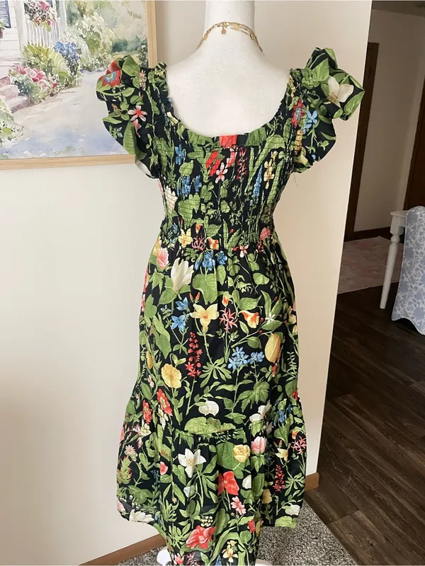 Tuckernuck Noir Blooming Botanical Mallie Midi Dress Small - Image 6