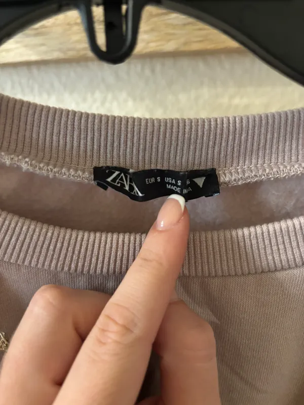 ZARA Cropped Sweatshirt - Image 2