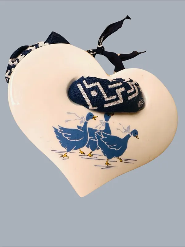 Handmade Blue Bandana White Ceramic Heart W/ Ducks 11” Necklace USA Made - Image 5