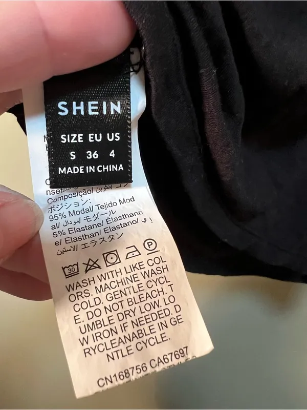 Shein Women's Size Small 4 Bra-Free Camisole Top with Bra Pads Black Scoop Neck - Image 5