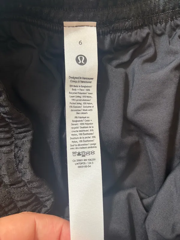 Lululemon Relaxed-Fit Mesh Training Short 8" Black Size 6 - Image 5