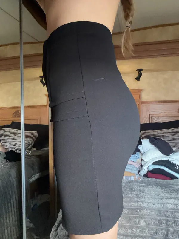 FashioNova Black skirt - Image 3