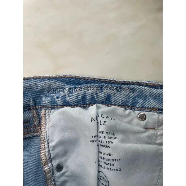 American Eagle Super High-Rise Straight Jeans Light Wash Denim Womens 10 Regular - Image 3