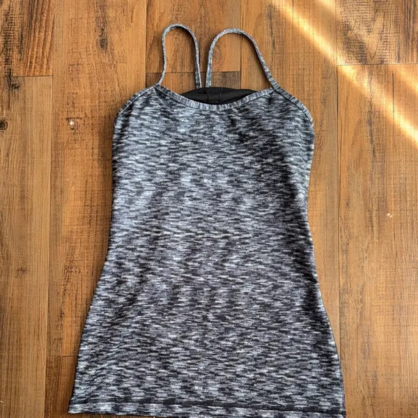 Lululemon Athletica Black and Neon Green Sports Bra with Gray Tank Top - Image 2