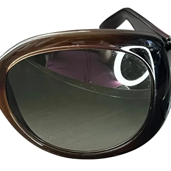 Salvatore Ferragamo brown oversized oval sunglasses tortoise shell frame Y2K - Image 8