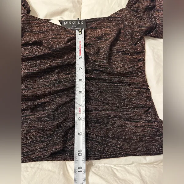 MINKPINK Imane Ruched Top - NWT - Size S Puff Sleeve Metallic Cropped Blouse - Image 11