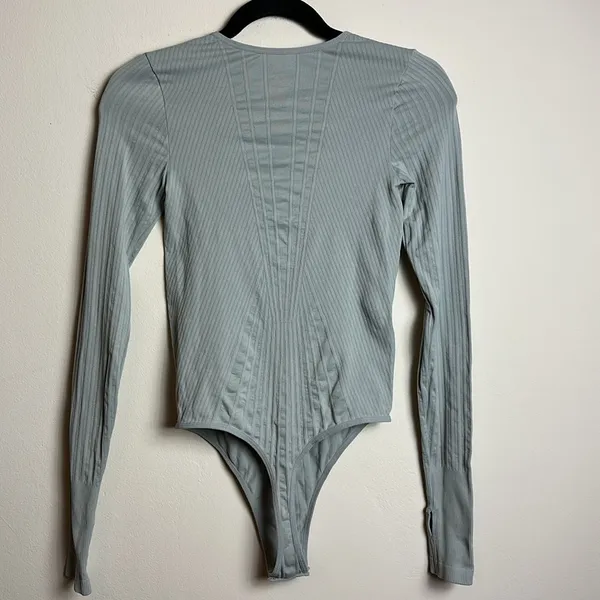 Free People High‎ Neck Textured Stretchy Active Bodysuit Size M/L - Image 7