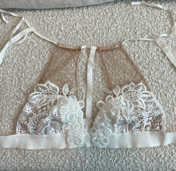 Lace Bralette Crop Top - Image 3