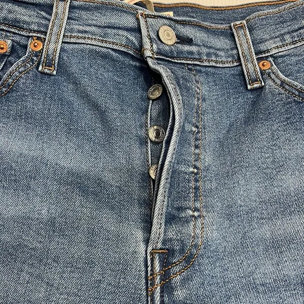 Levi's Wedgie Straight Stretch Denim Jeans 32 x 28 High Rise Cropped Distressed - Image 3