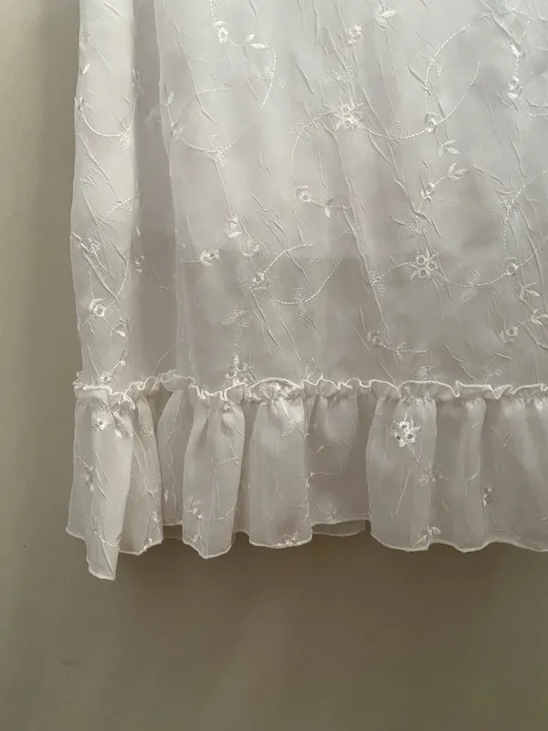 Pretty Girl White Floral Embroidered Ruffle Hem Skirt - Image 4