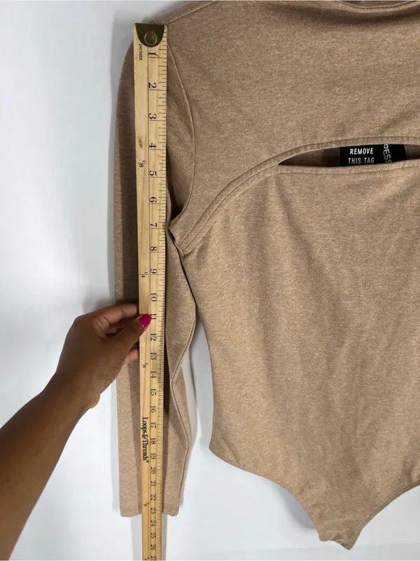 Express Body Contour Cozy Mock Neck Cutout Bodysuit Tan Size S NWT - Image 10