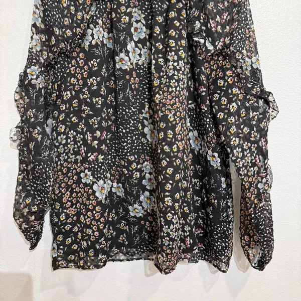 LOFT Black Floral Sheer Ruffle Sleeve Mock Neck Blouse Sz M - Image 4