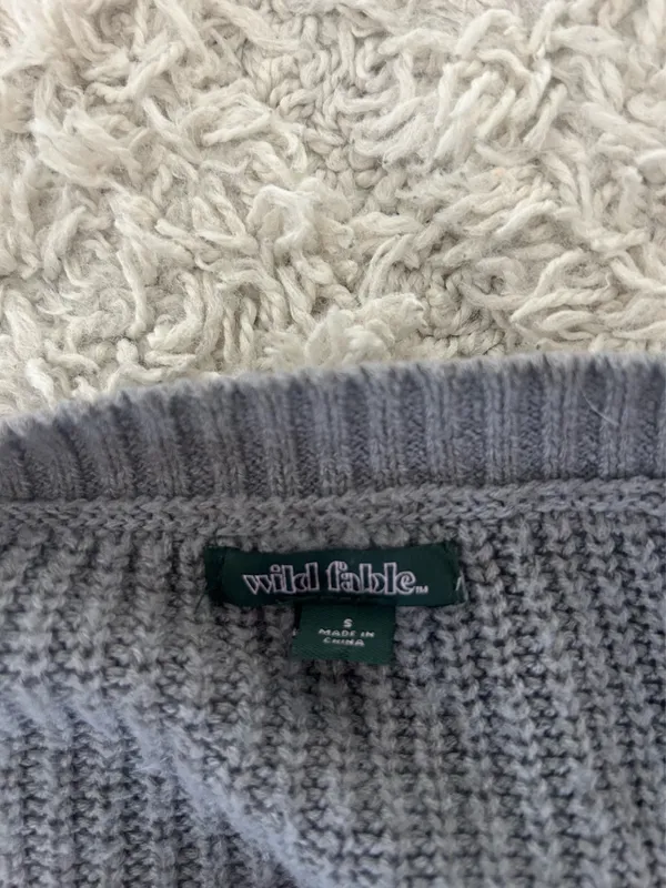 Sweater - Image 3
