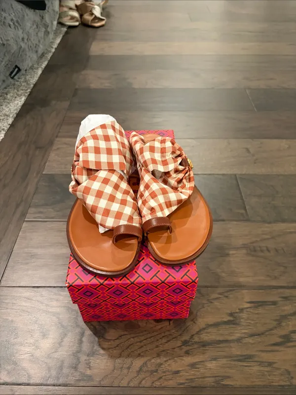 New in Box Tory Burch Selby Scarf Sandal Sz 8 - Image 7
