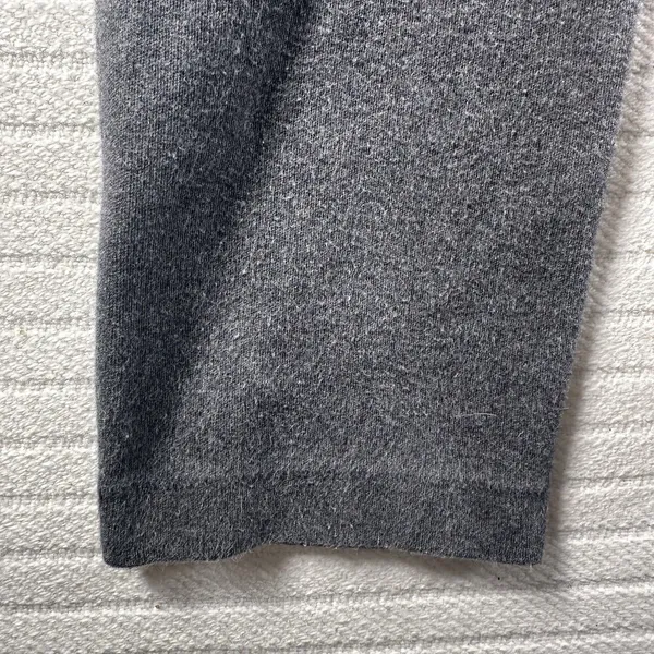 UNIQLO Women’s Small Gray Long Sleeve Crew Neck Minimalist Basic Top Shirt - Image 6