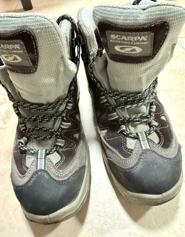 Scarpa ZG Hiking Boots 6-7 Goretex Vibram - Image 5