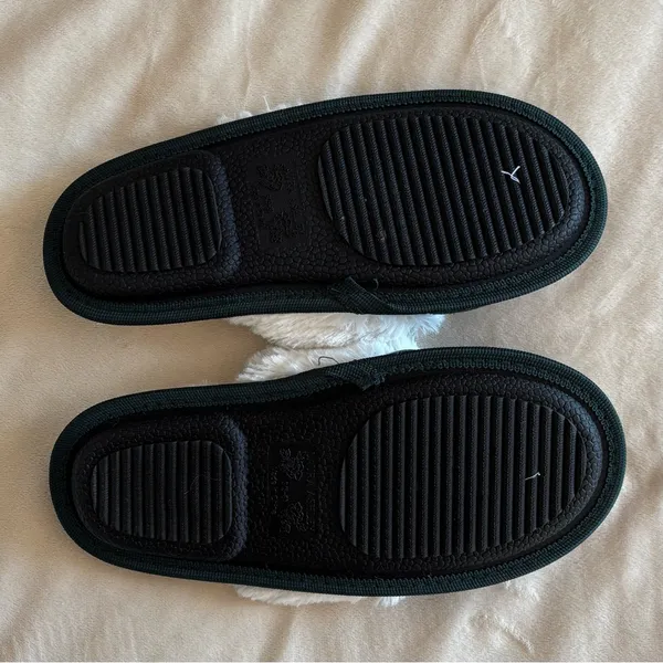 Laura Ashley Teal Plush Fur Slippers Size 5-6 - Image 4