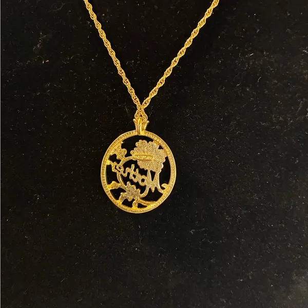 Avon Gold 'Mother' Pendant Necklace - Image 2