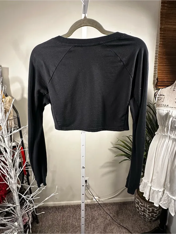 351. Gymshark Black Cropped Long-Sleeve Women's Top -Oversized - Image 5