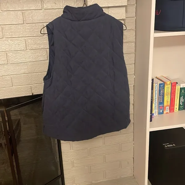 Umgee Women’s navy blue vest size large. - Image 2