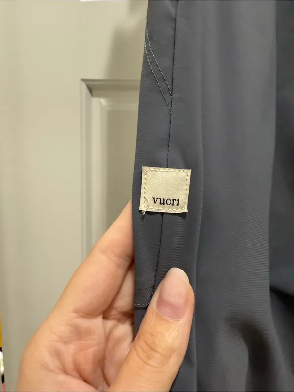 Vuori Grey Miles Ankle Joggers Small Damaged Athletic Athleisure - Image 7