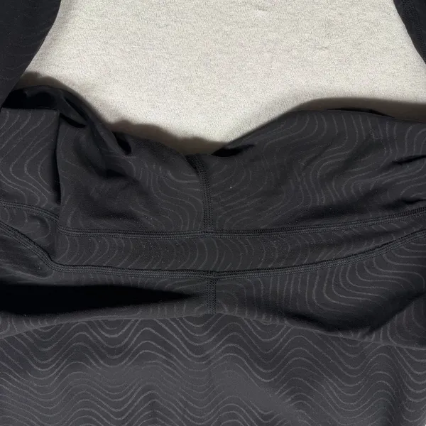 Lululemon Align High-Rise Crop 23” Leggings Women’s Size 8 Aqueous Emboss Black - Image 5