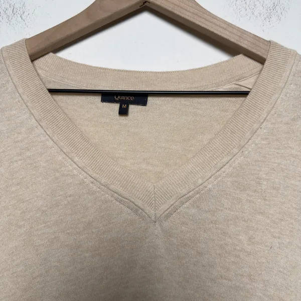 Quince Women Organic Cotton Cashmere V-Neck Sweater Medium Beige Long Sleeve - Image 3